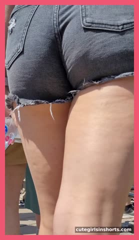 American Tourist Cheeks 4 K 0 Bxcjefjfh